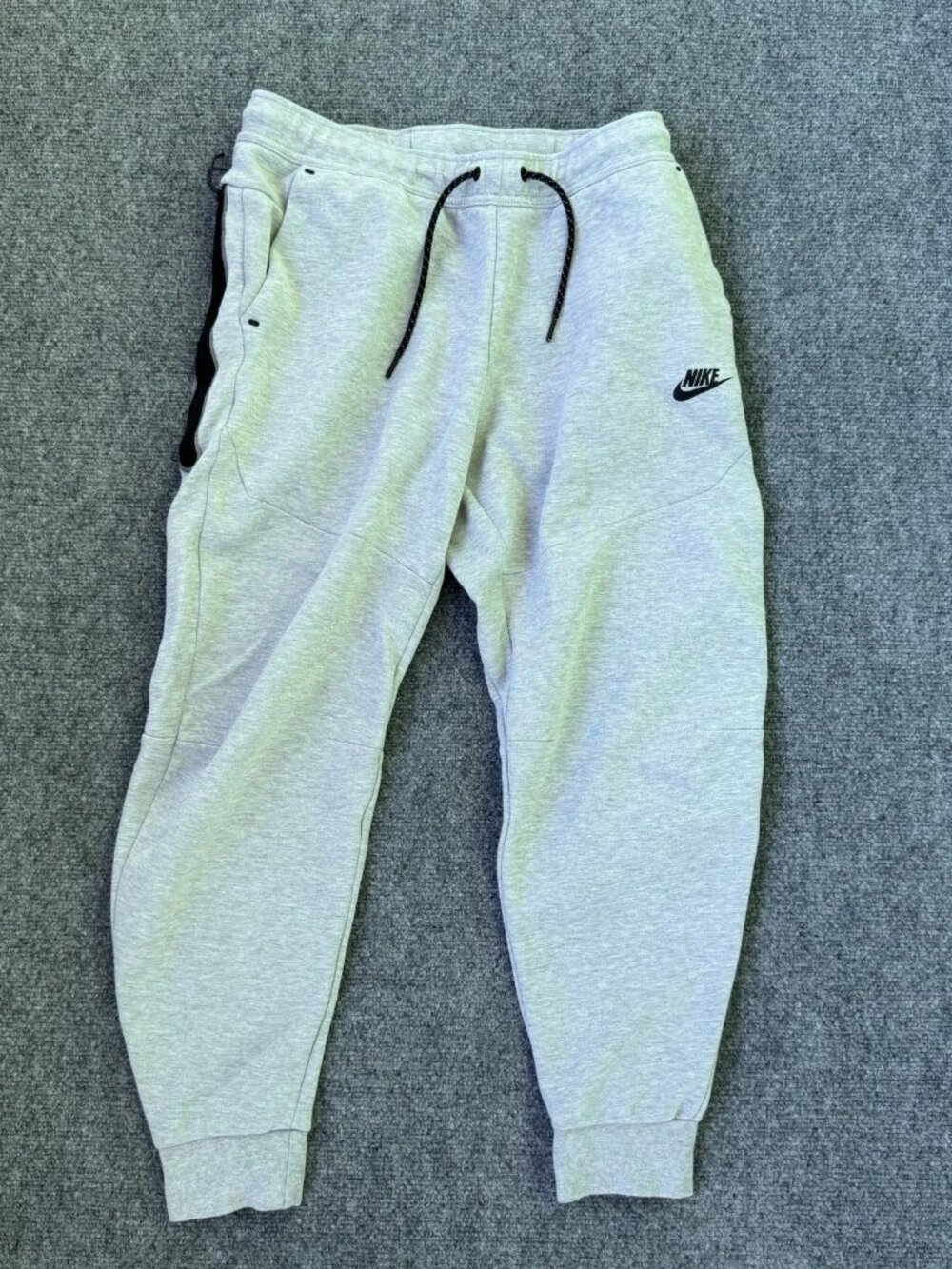 Nike Pants Mens Medium Gray NSW Tech Fleece Jogger Sweatpants CU4495-063 Size M